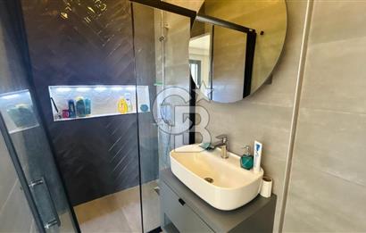 KUŞADASI'NDA SATILIK DENİZ MANZARALI 3+1 TRIPLEKS HAVUZLU VİLLA