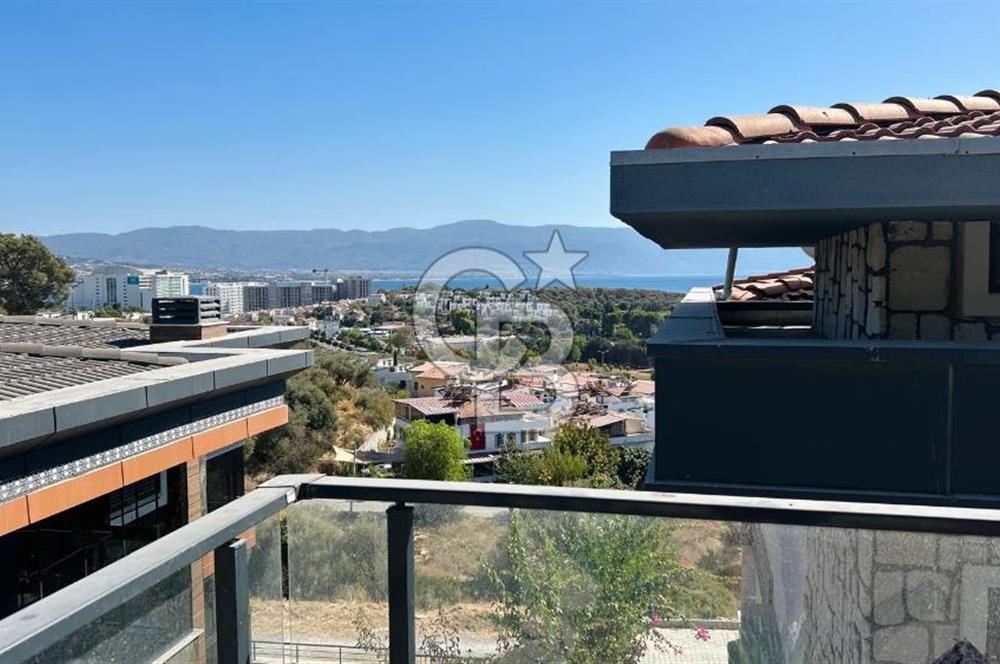 KUŞADASI'NDA SATILIK DENİZ MANZARALI 3+1 TRIPLEKS HAVUZLU VİLLA