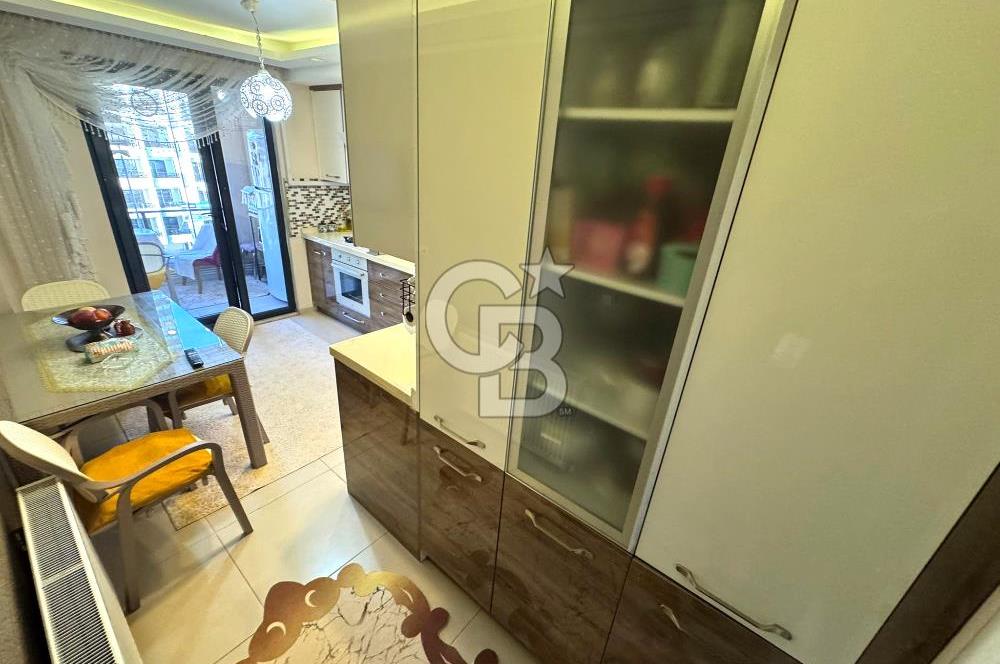 EDREMİT KADIKÖY'DE, CADDE ÜSTÜNDE, ÖN CEPHE, GENİŞ 3+1 DAİRE