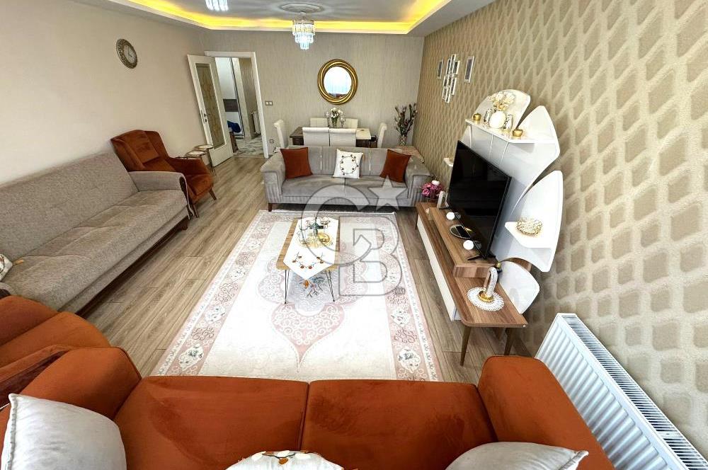 EDREMİT KADIKÖY'DE, CADDE ÜSTÜNDE, ÖN CEPHE, GENİŞ 3+1 DAİRE