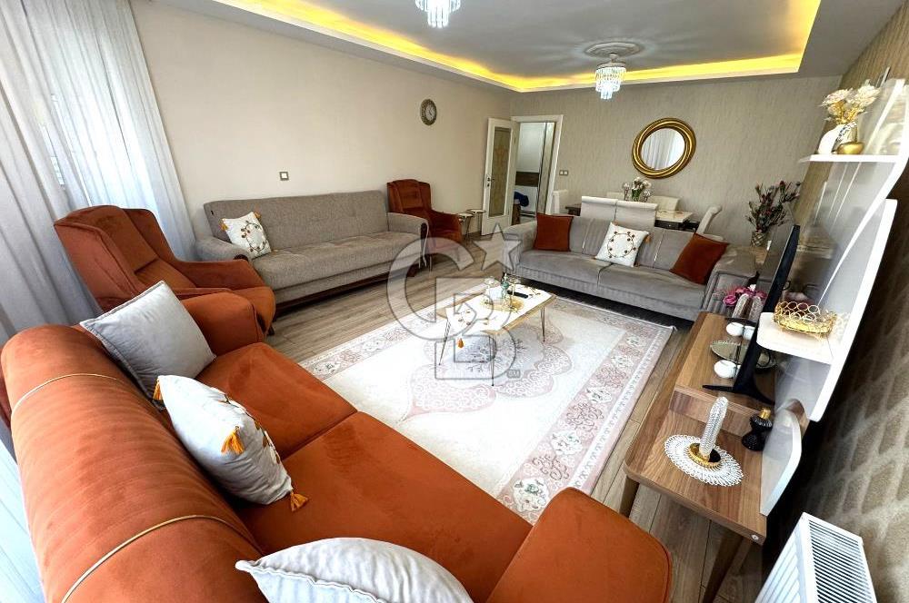 EDREMİT KADIKÖY'DE, CADDE ÜSTÜNDE, ÖN CEPHE, GENİŞ 3+1 DAİRE