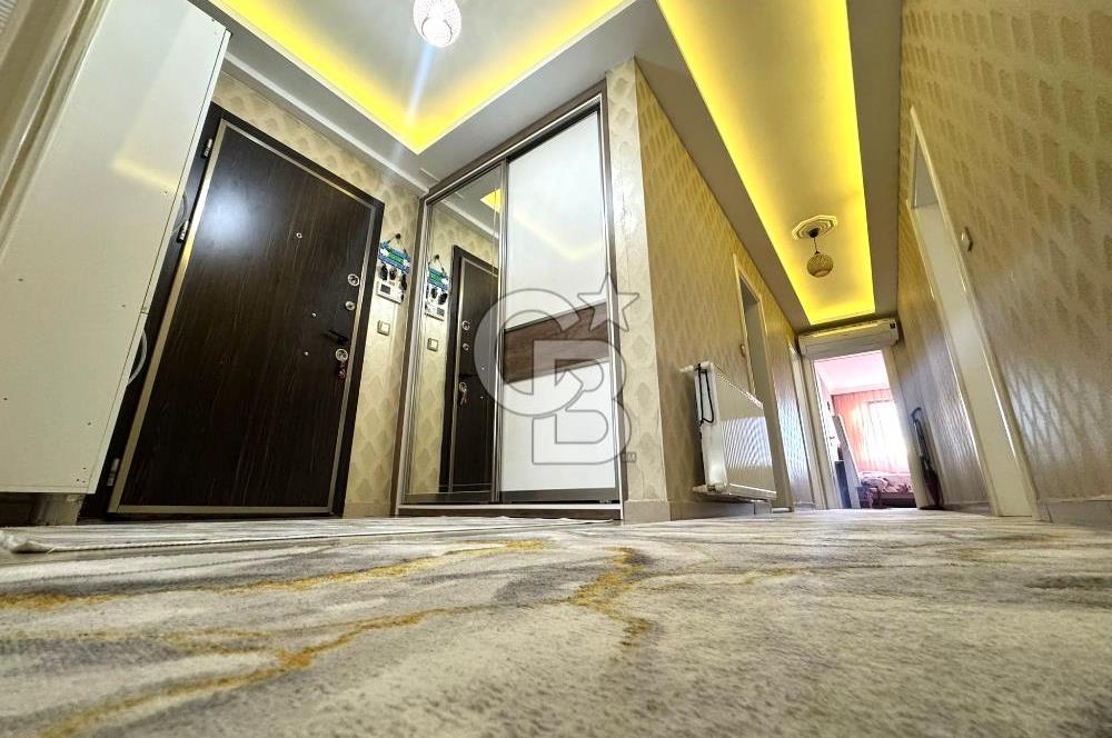 EDREMİT KADIKÖY'DE, CADDE ÜSTÜNDE, ÖN CEPHE, GENİŞ 3+1 DAİRE