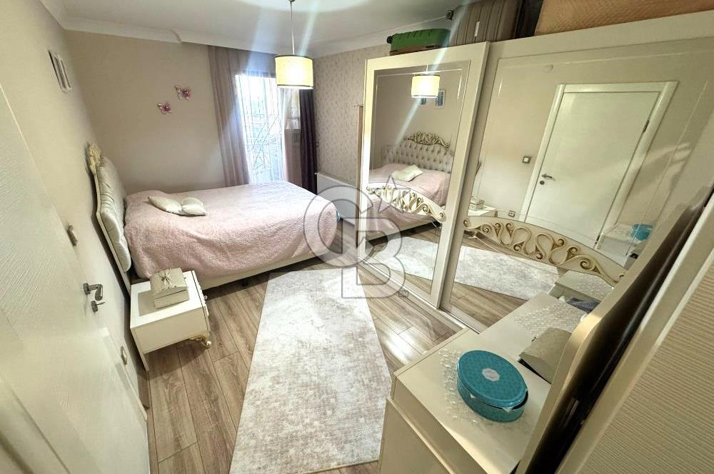 EDREMİT KADIKÖY'DE, CADDE ÜSTÜNDE, ÖN CEPHE, GENİŞ 3+1 DAİRE