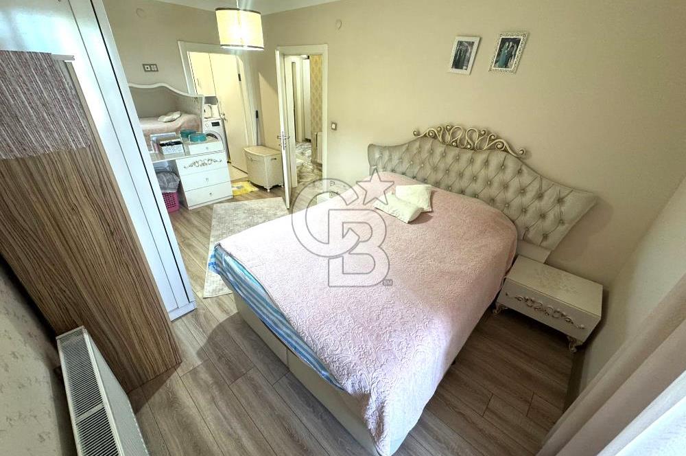 EDREMİT KADIKÖY'DE, CADDE ÜSTÜNDE, ÖN CEPHE, GENİŞ 3+1 DAİRE