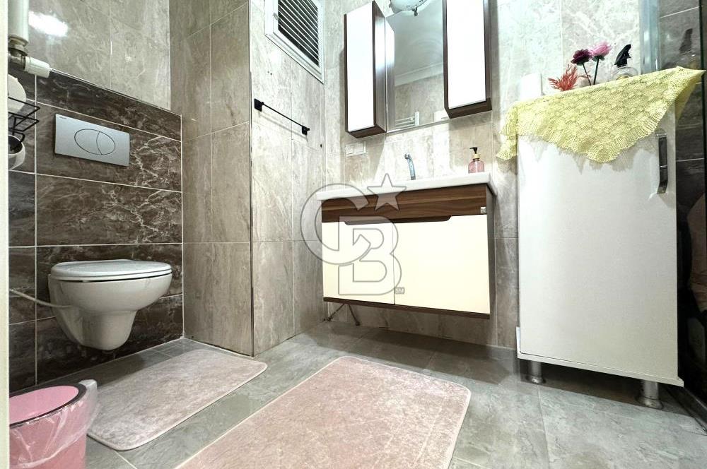 EDREMİT KADIKÖY'DE, CADDE ÜSTÜNDE, ÖN CEPHE, GENİŞ 3+1 DAİRE