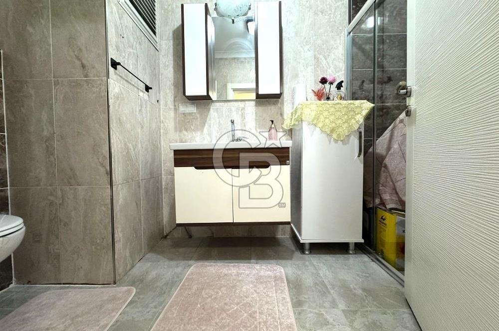 EDREMİT KADIKÖY'DE, CADDE ÜSTÜNDE, ÖN CEPHE, GENİŞ 3+1 DAİRE