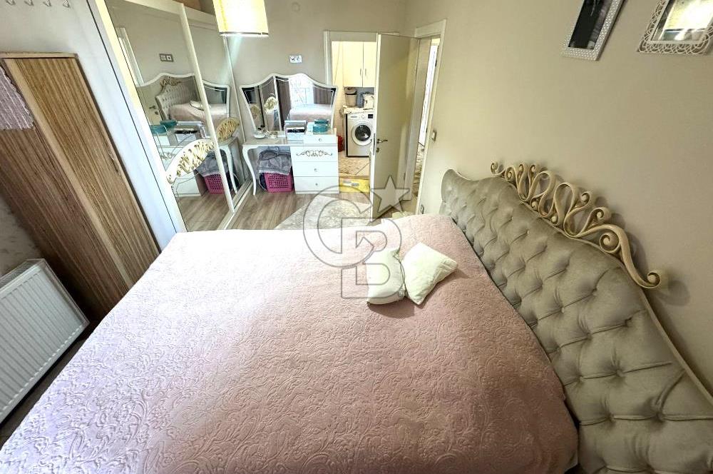 EDREMİT KADIKÖY'DE, CADDE ÜSTÜNDE, ÖN CEPHE, GENİŞ 3+1 DAİRE