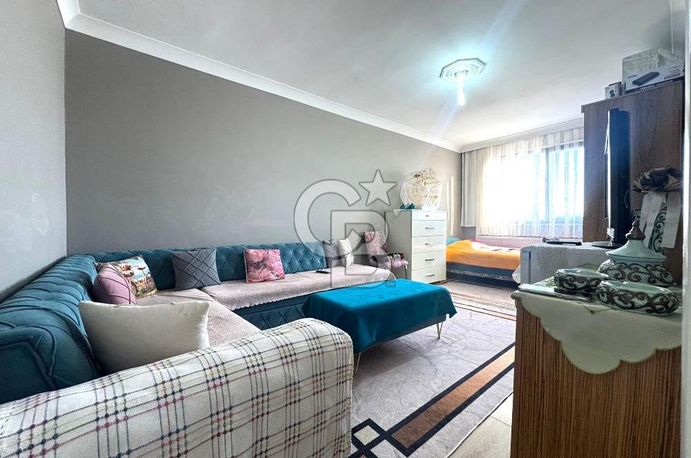 EDREMİT KADIKÖY'DE, CADDE ÜSTÜNDE, ÖN CEPHE, GENİŞ 3+1 DAİRE