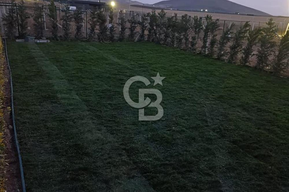 Gölbaşı Oğulbey 'de 2+1 konut + 400 m² Satılık Arsa