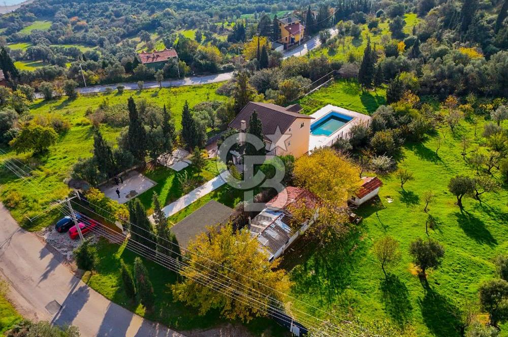 Eskihisar Topçularda 2178 m² Arsa içinde 3 katlı Müstakil Villa