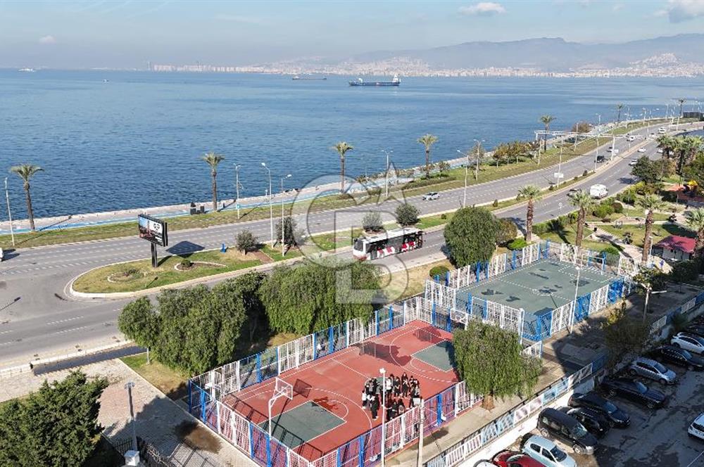 Konak Karataş'ta 145 m2 Satılık Yalı Dairesi