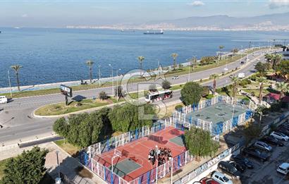 Konak Karataş'ta 145 m2 Satılık Yalı Dairesi