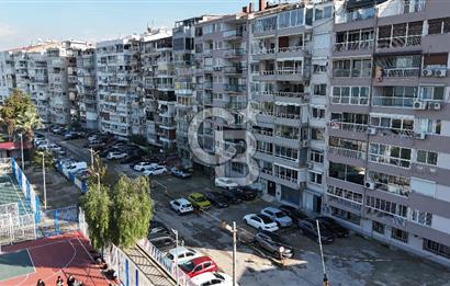 Konak Karataş'ta 145 m2 Satılık Yalı Dairesi