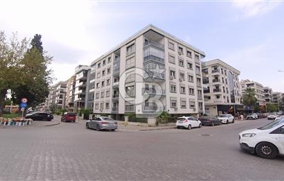 Bostanlı Merkezi Konum Tadilatlı Satılık 3+1 140 m² Köşe Daire