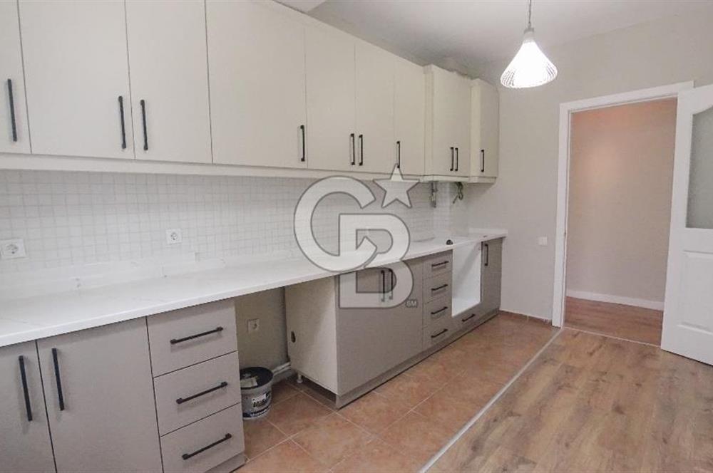 Bostanlı Merkezi Konum Tadilatlı Satılık 3+1 140 m² Köşe Daire