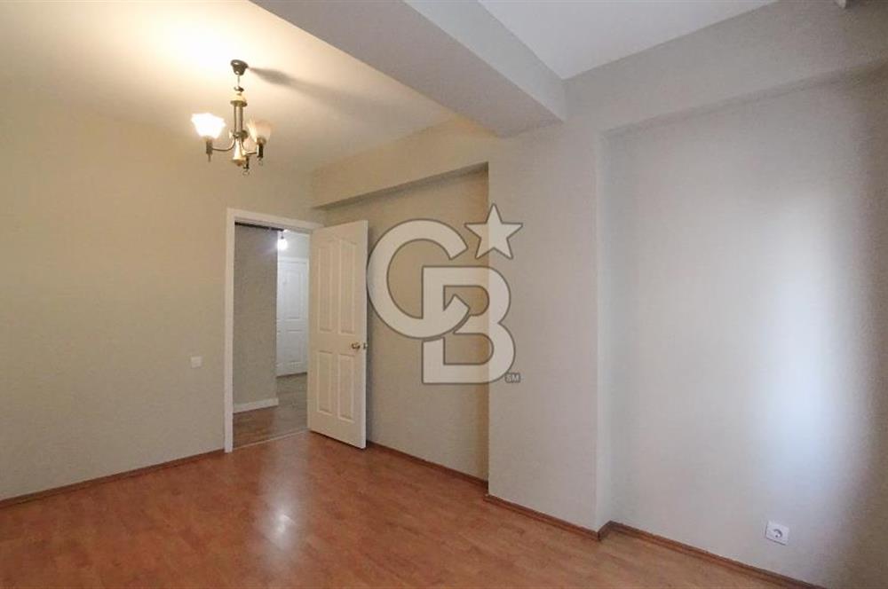 Bostanlı Merkezi Konum Tadilatlı Satılık 3+1 140 m² Köşe Daire