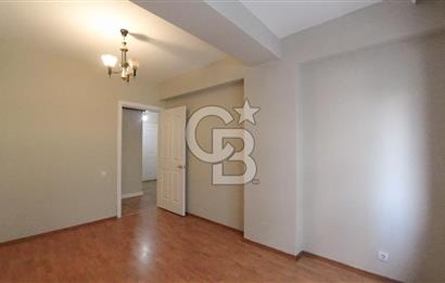 Bostanlı Merkezi Konum Tadilatlı Satılık 3+1 140 m² Köşe Daire