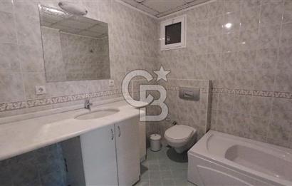 Bostanlı Merkezi Konum Tadilatlı Satılık 3+1 140 m² Köşe Daire