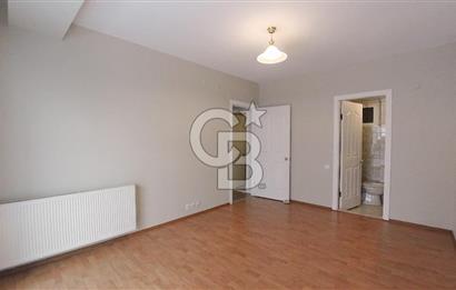 Bostanlı Merkezi Konum Tadilatlı Satılık 3+1 140 m² Köşe Daire