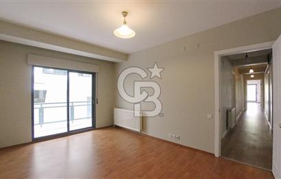 Bostanlı Merkezi Konum Tadilatlı Satılık 3+1 140 m² Köşe Daire