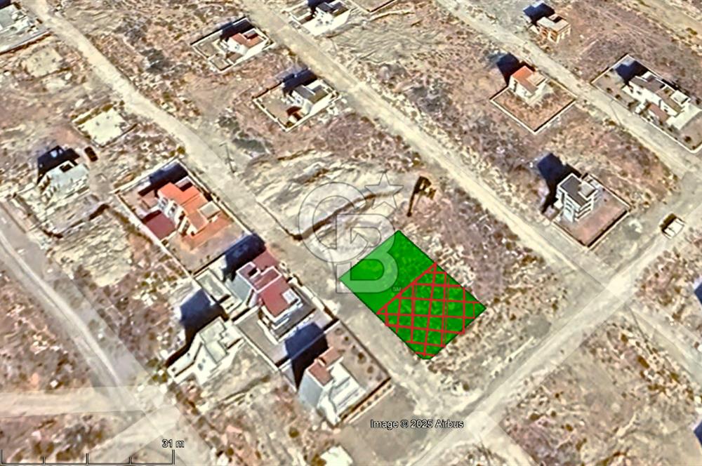 Karaburun Mordoğan Kamukent’te Deniz Manzaralı, Köşe Konumda Villa Arsası