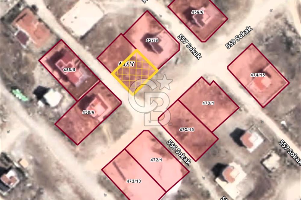 Karaburun Mordoğan Kamukent’te Deniz Manzaralı, Köşe Konumda Villa Arsası