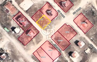 Karaburun Mordoğan Kamukent’te Deniz Manzaralı, Köşe Konumda Villa Arsası