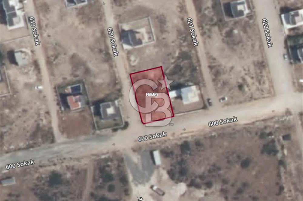 Karaburun Mordoğan Kamukent’te Köşe Konumda Deniz Manzaralı Villa Arsası