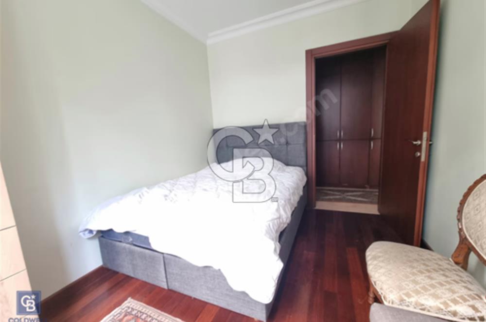 KADIKÖY FENERBAHÇE'DE EŞSİZ KONUMDA SATILIK FIRSAT 3+1 DAİRE