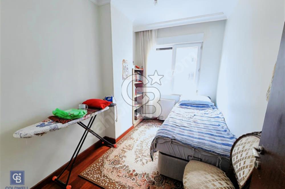 KADIKÖY FENERBAHÇE'DE EŞSİZ KONUMDA SATILIK FIRSAT 3+1 DAİRE