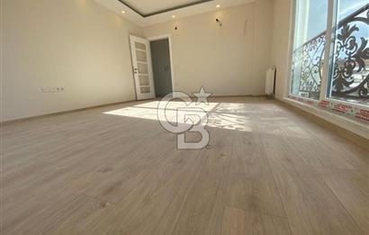 Şenesenevler Minibüs Cad. Üzerinde 7. Kat Ön Cephe Satılık 2+1 Daire 