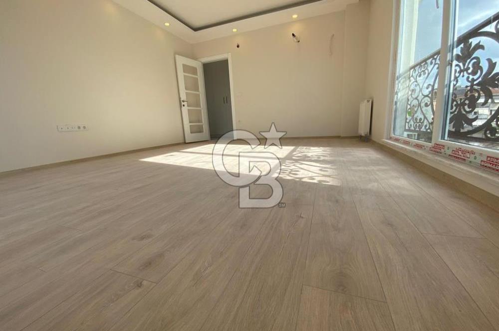 Şenesenevler Minibüs Cad. Üzerinde 7. Kat Ön Cephe Satılık 2+1 Daire 