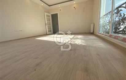 Şenesenevler Minibüs Cad. Üzerinde 7. Kat Ön Cephe Satılık 2+1 Daire 