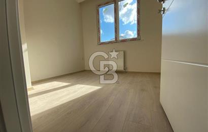 Şenesenevler Minibüs Cad. Üzerinde 7. Kat Ön Cephe Satılık 2+1 Daire 