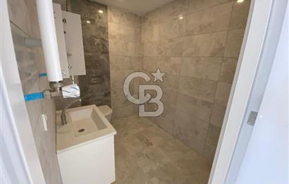 Şenesenevler Minibüs Cad. Üzerinde 7. Kat Ön Cephe Satılık 2+1 Daire 