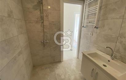 Şenesenevler Minibüs Cad. Üzerinde 7. Kat Ön Cephe Satılık 2+1 Daire 