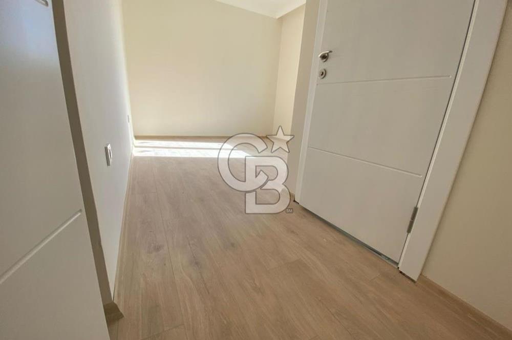 Şenesenevler Minibüs Cad. Üzerinde 7. Kat Ön Cephe Satılık 2+1 Daire 