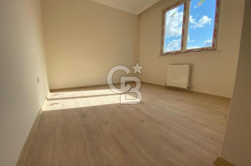 Şenesenevler Minibüs Cad. Üzerinde 7. Kat Ön Cephe Satılık 2+1 Daire 