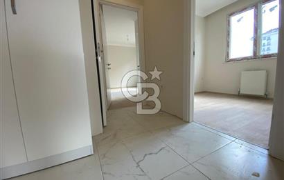 Şenesenevler Minibüs Cad. Üzerinde 7. Kat Ön Cephe Satılık 2+1 Daire 