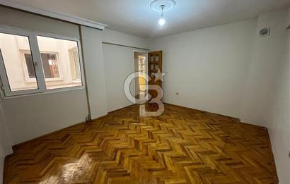 KARŞIYAKA TERSANE'DE GENİŞ 3+1 KİRALIK DAİRE