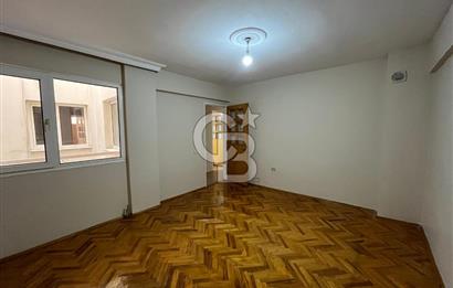 KARŞIYAKA TERSANE'DE GENİŞ 3+1 KİRALIK DAİRE