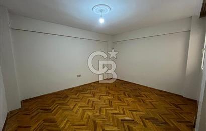 KARŞIYAKA TERSANE'DE GENİŞ 3+1 KİRALIK DAİRE