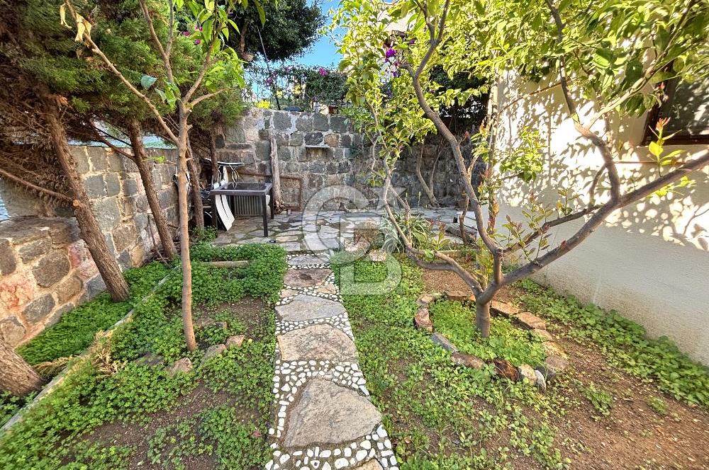 Bodrum Koyunbaba'da Kiralık Site İçi EşyalıDeniz Manzaralı Daire