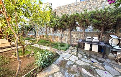 Bodrum Koyunbaba'da Kiralık Site İçi EşyalıDeniz Manzaralı Daire