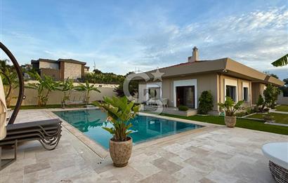 ÇEŞME MUSALLA DA LÜKS MÜSTAKİL HAVUZLU SATILIK VİLLA