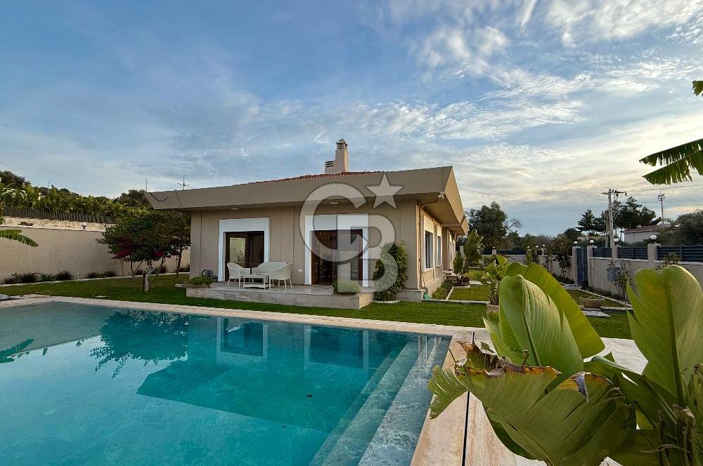 ÇEŞME MUSALLA DA LÜKS MÜSTAKİL HAVUZLU SATILIK VİLLA