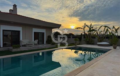 ÇEŞME MUSALLA DA LÜKS MÜSTAKİL HAVUZLU SATILIK VİLLA