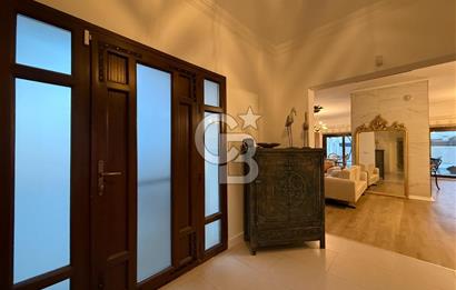 ÇEŞME MUSALLA DA LÜKS MÜSTAKİL HAVUZLU SATILIK VİLLA