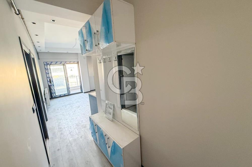 Gaziemir Irmak Mah.de Havuzlu, Sıfır 1+1 Satılık Daire