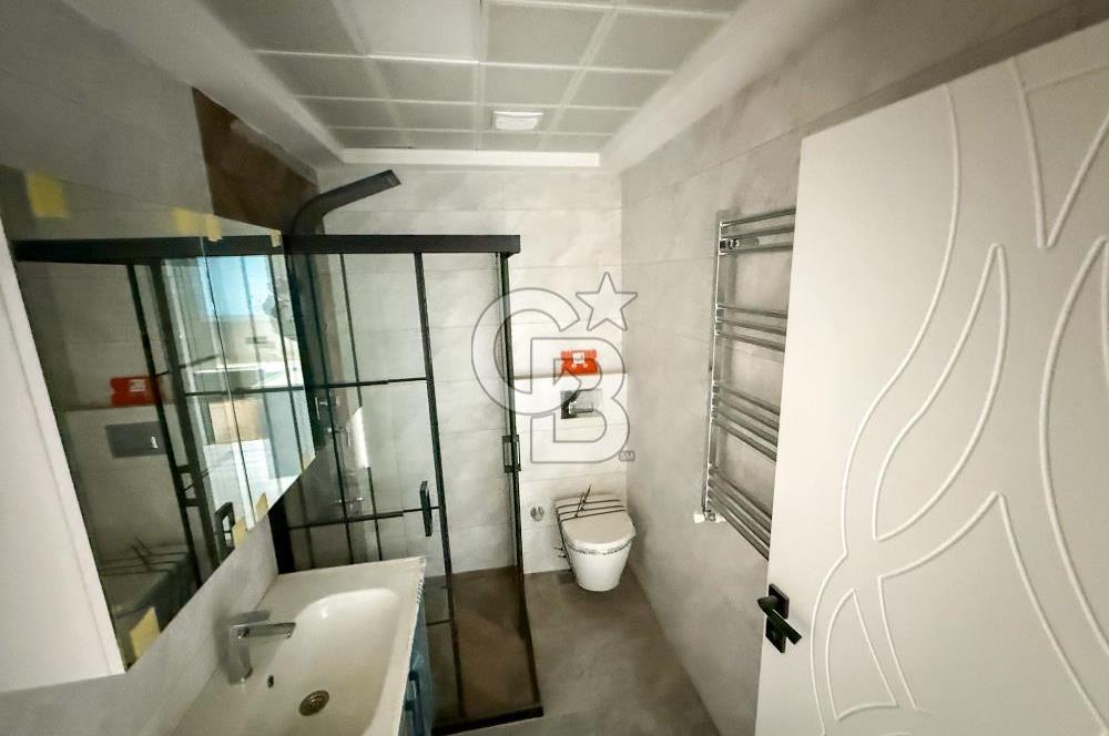 Gaziemir Irmak Mah.de Havuzlu, Sıfır 1+1 Satılık Daire